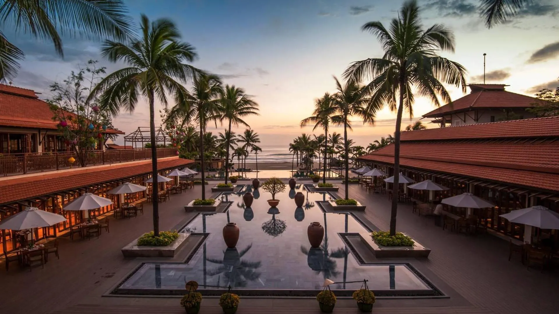 Premier Central Pool Villa Danang 5*, Da Nang