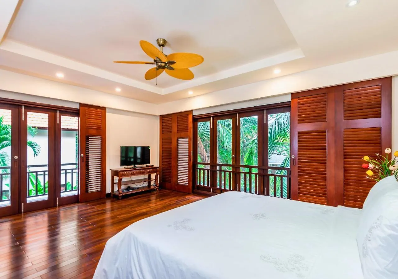 Premier Central Pool Villa Danang 5*, Da Nang