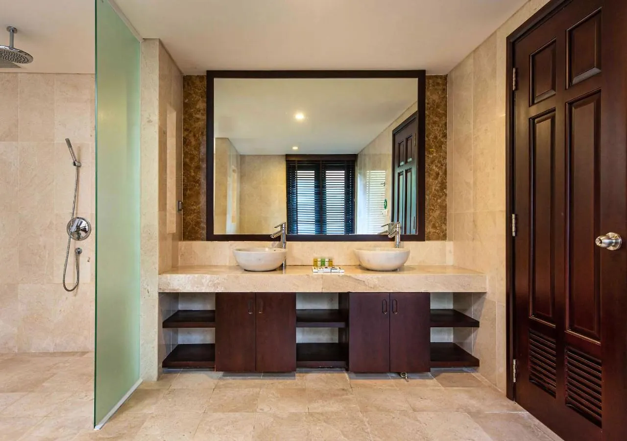 Premier Central Pool Villa Danang 5*, Da Nang